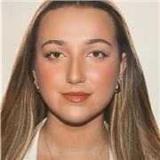 Profesora de inglés imparte clases particulares a niños de todas las edades